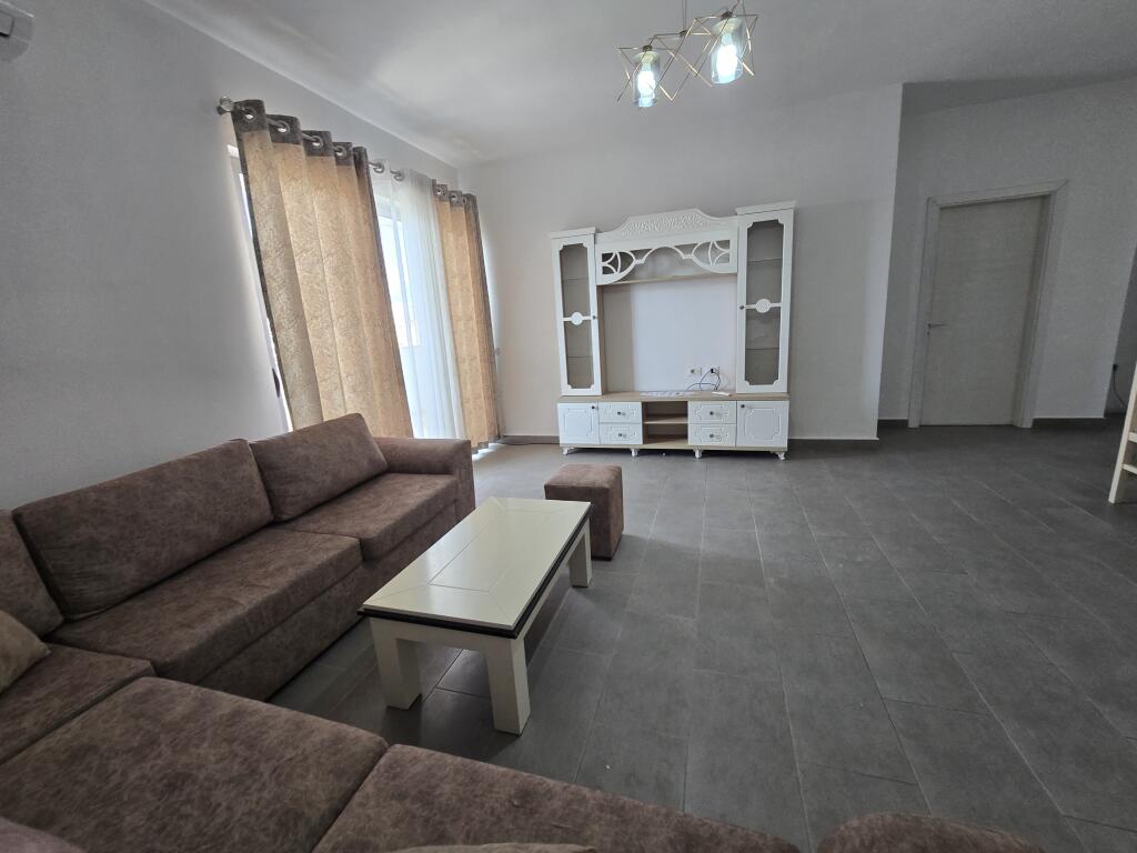2+1 Apartment with Balcony for Sale in Ulliri in Kamez