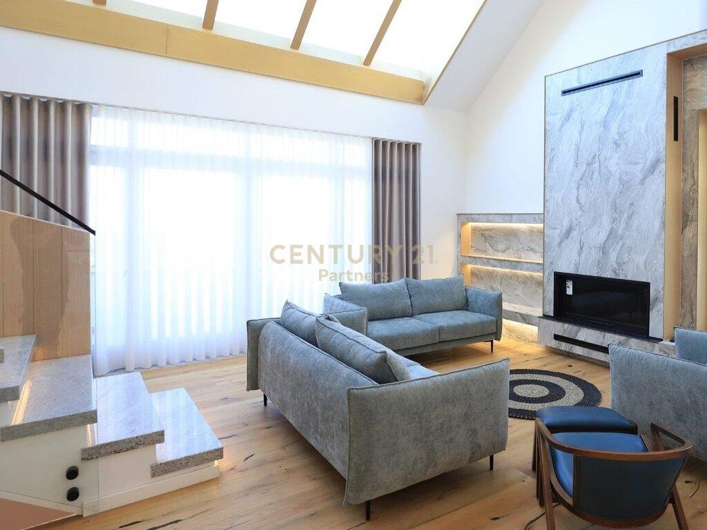 🌿 LUXURY VILLA FOR RENT IN PETRELË – PRIVACY &amp; COMFORT IN AN EXCEPTIONAL LOCATION