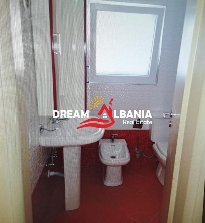 Appartamento 2+1 con veranda in vendita a Fresk di fronte al Ristorante Fresk a Tirana(ID 42215332)