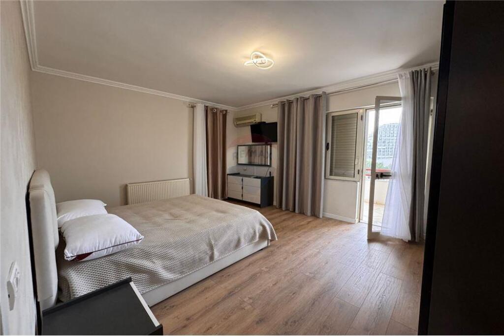 Apartment 2+1 - Artificial Lake near Lake View
