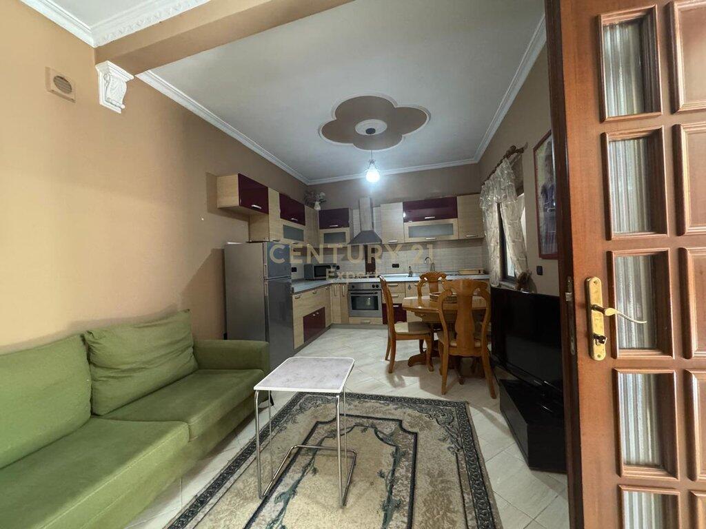 AFFITTIAMO 1+1, PIANO VILLA IN VIA DIBRA