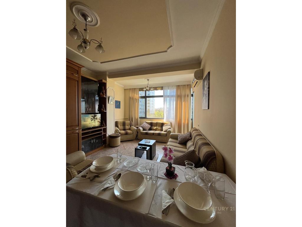 FOR RENT 1+1 NEAR SQUARE 21, 21 DHJETORI!
