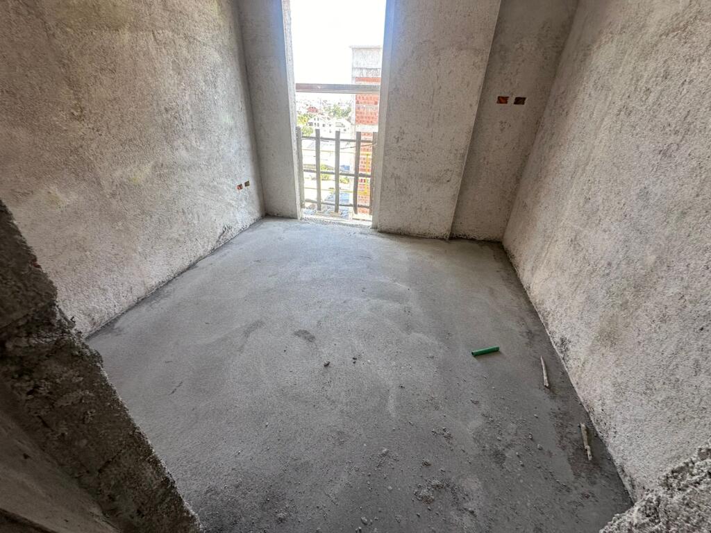 Apartament per shitje Tirana Entry