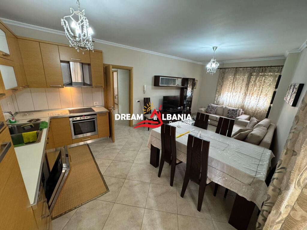 Appartamento 1+1 in affitto nel centro di Tirana vicino a Selvia (ID 42111431)