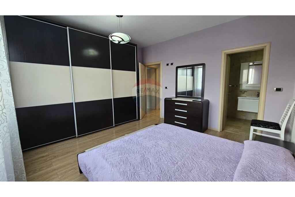 Apartameent 3+1+2 per qira tek Rruga E Dibres !