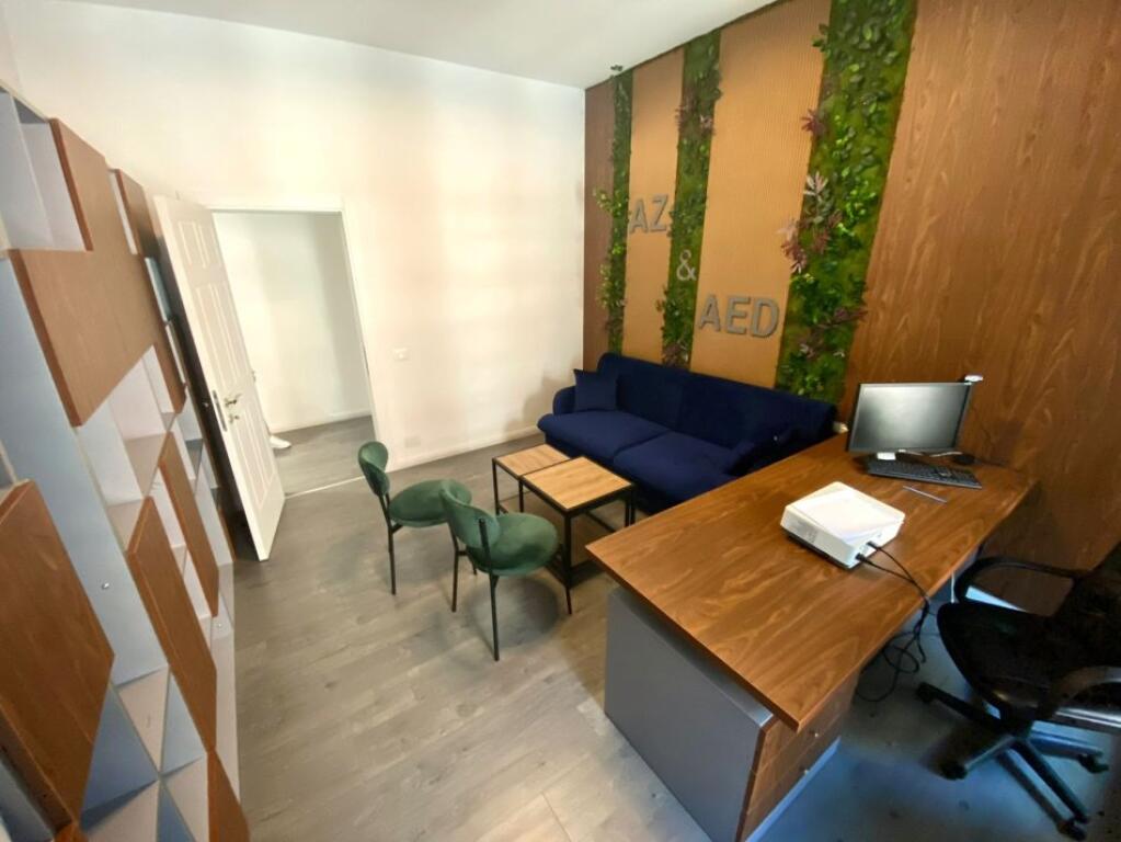 Office for rent at Square 21