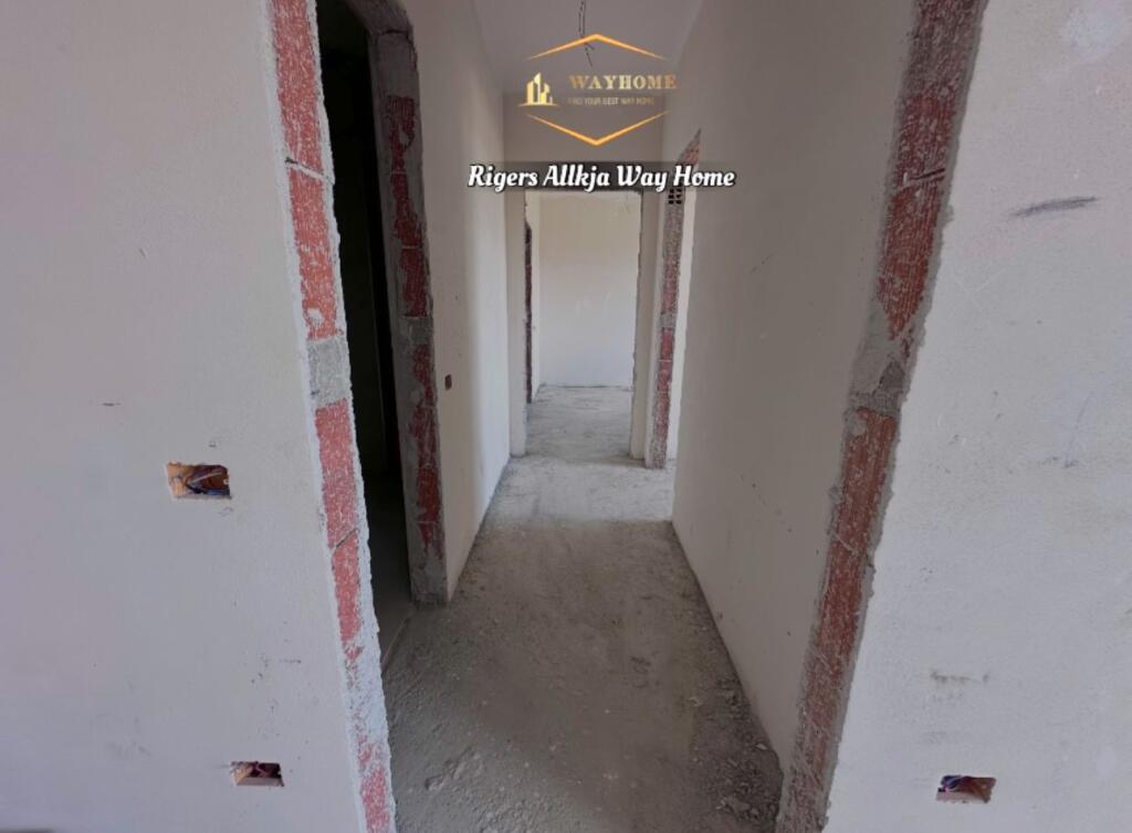 !! Apartment for Sale / Dry Lake !!