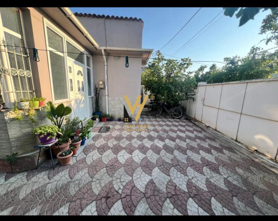 VENDESI PRIVATO 3+1 IN VENDESI DURRES SPIAGGIA 190.000 EURO