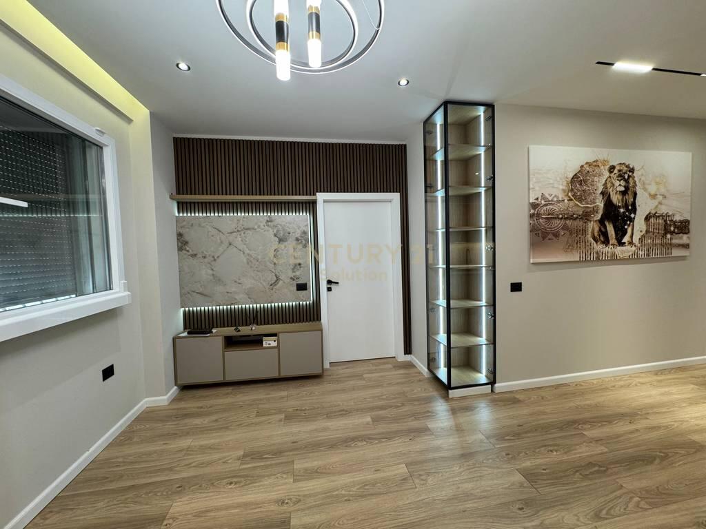 SHESIM APARTAMENT 2+1 PRANE ELEONORES!