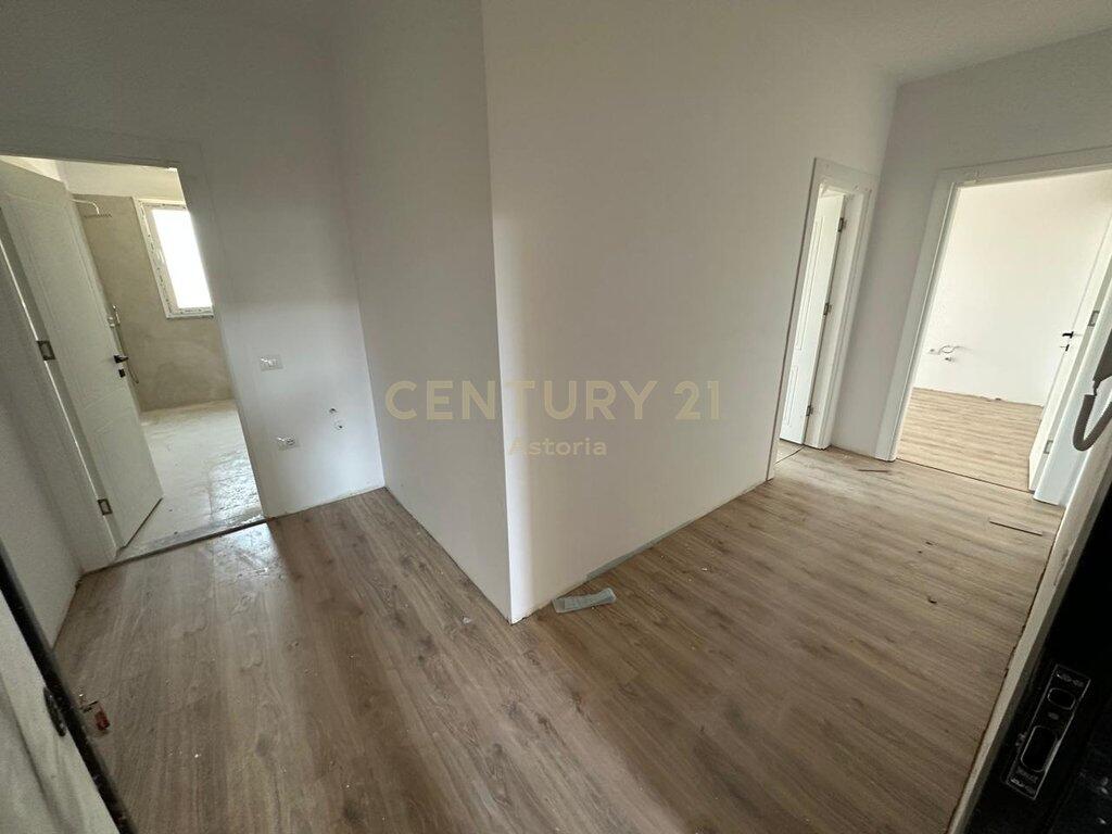 2+1+2 apartment in the Paskuqan area with accessibility to the Grand Ring.