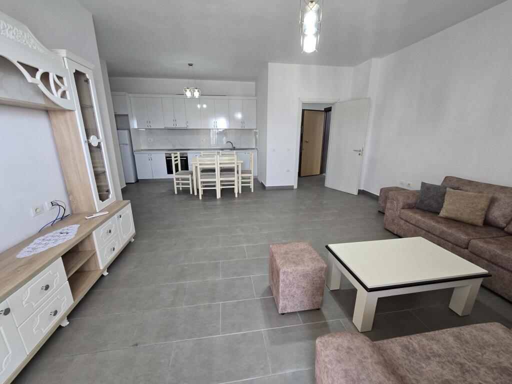 2+1 Apartment with Balcony for Sale in Ulliri in Kamez