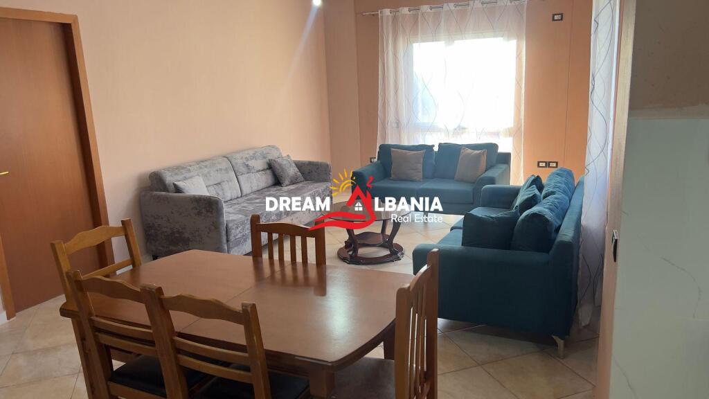 Appartamento 2+1 +Balcone (Piano Villa) in affitto al Mercato Elettrico – Tirana (ID 4251389)