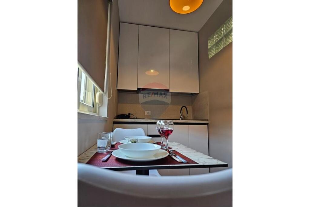 4 Studios for Sale in Bllok