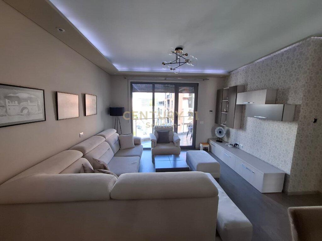 KOSOVAREV STREET, APARTMENT FOR RENT 2+1+2+PARKING PLACE!!