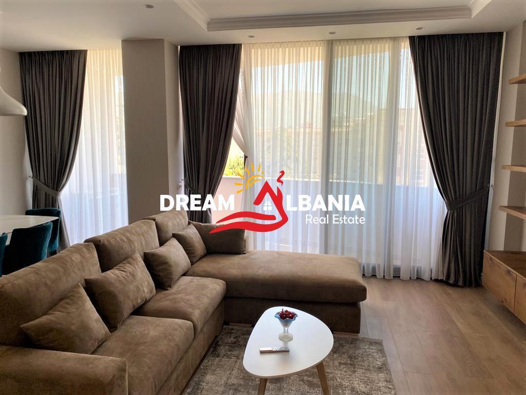Appartamenti 3+1 in affitto a Bllok, vicino alla Credins Bank a Tirana (ID 4231252)