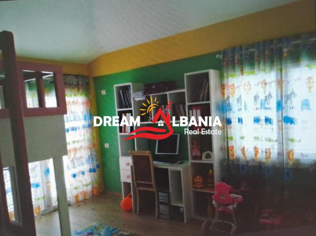 Appartamento 2+1 con veranda in vendita a Fresk di fronte al Ristorante Fresk a Tirana(ID 42215332)