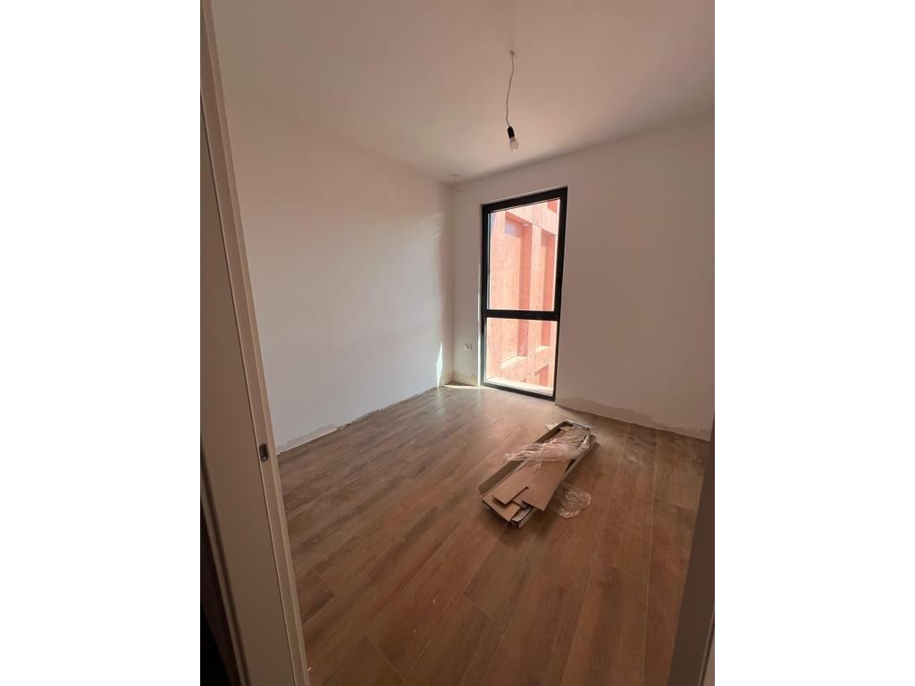 Appartamento per ufficio in affitto nella Residenza Galleria Roma, Via Kavaja