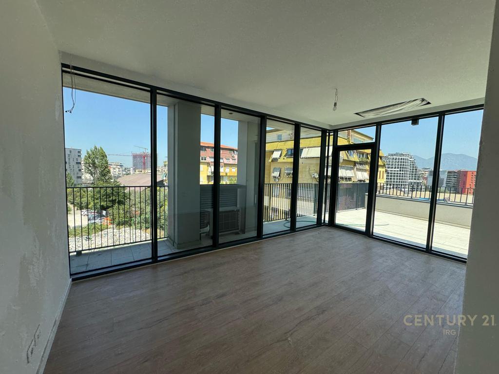 2+1 apartment or office for rent at Lake View Residence!