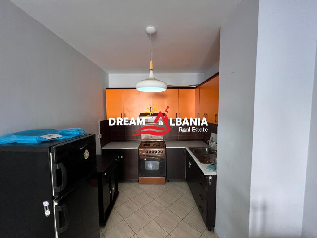Appartamento 1+1 in affitto nel Centro di Tirana vicino a Selvia(ID 42111429)