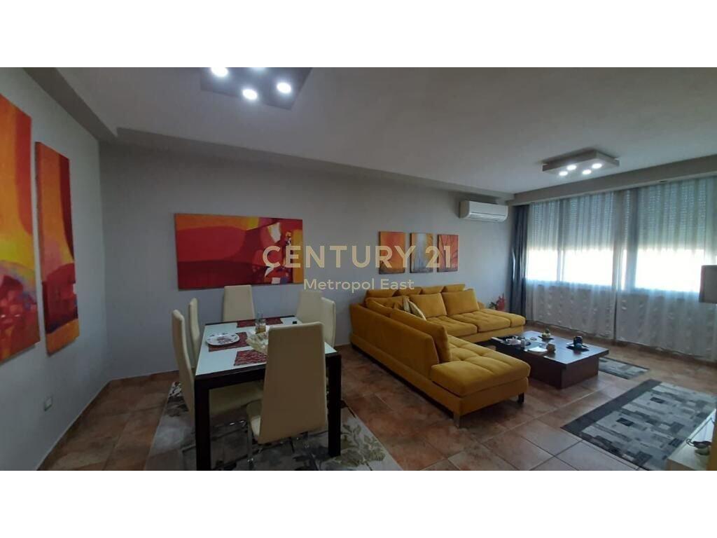 🏡 3-Bedroom Apartment for Sale – Rruga e Dibrës (near SHIK)