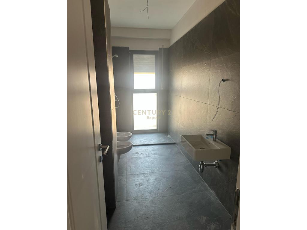 FOR RENT APARTMENT 2+1+2 FOR OFFICE AT NEW BOULEVARD!