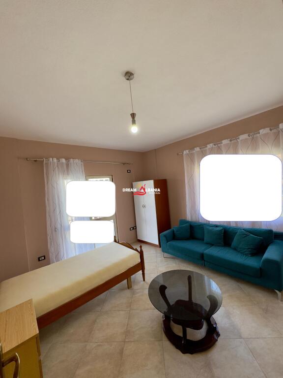 Appartamento 2+1 +Balcone (Piano Villa) in affitto al Mercato Elettrico – Tirana (ID 4251389)