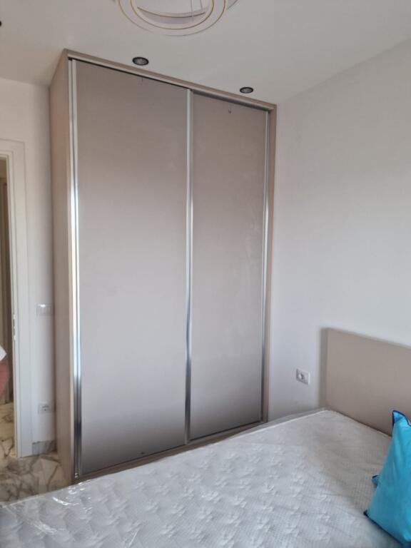 Super appartamento 1+1 in via Kavaja (vicino alla moschea) con parcheggio 2025