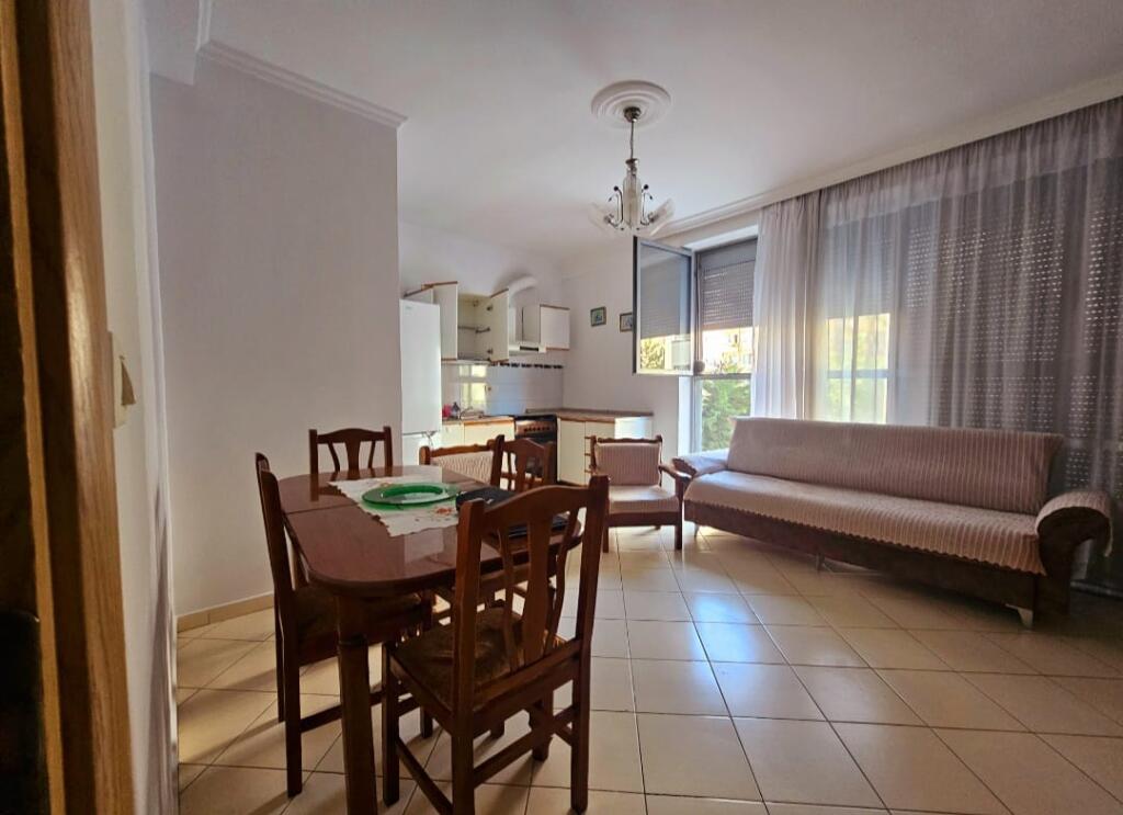 🏡 Appartamento 2+1 in Affitto – Astir, vicino al Bar Artistin