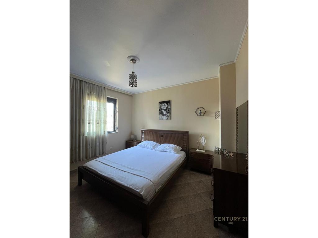FOR RENT 1+1 NEAR SQUARE 21, 21 DHJETORI!