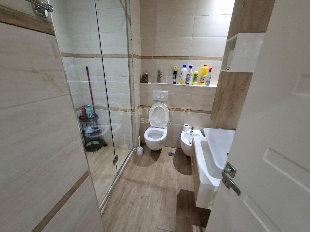 KOSOVAREV STREET, APARTMENT FOR RENT 2+1+2+PARKING PLACE!!