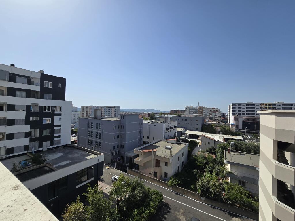 2+1 Apartment with Balcony for Sale in Ulliri in Kamez