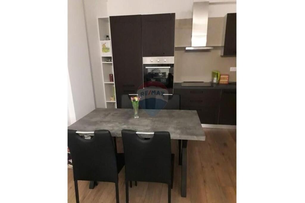 Apartment 1+1+ parking for rent Zogu i Zi