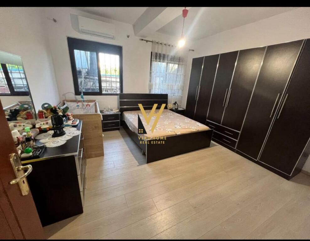 VENDESI PRIVATO 3+1 IN VENDESI DURRES SPIAGGIA 190.000 EURO