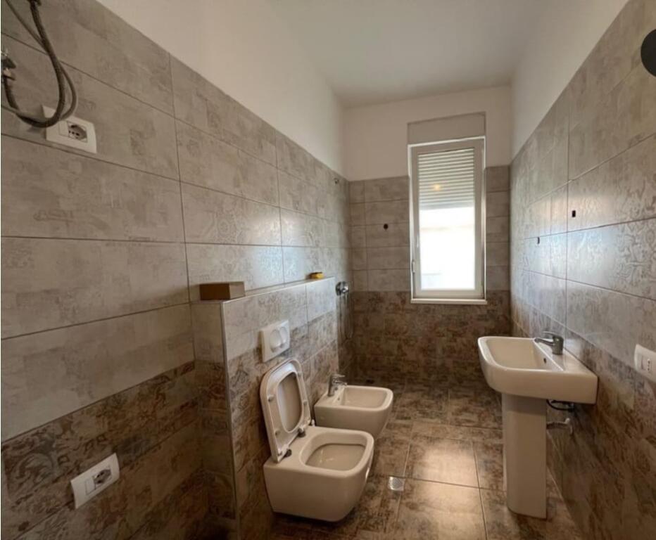 Apartment for Rent!! Location: Behind Olso at 21