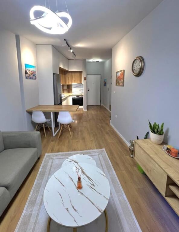 Shitet Apartament 1+1 Astir,