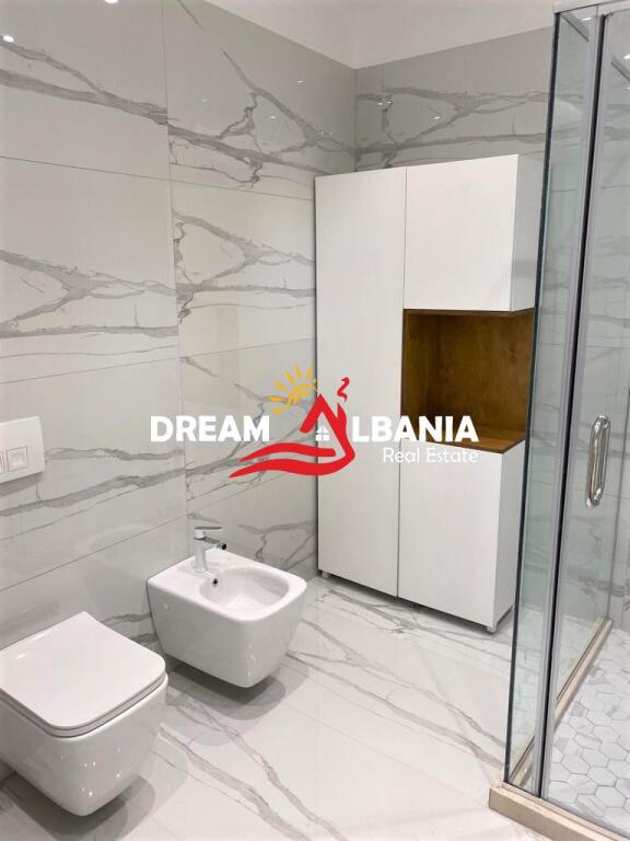 Appartamenti 3+1 in affitto a Bllok, vicino alla Credins Bank a Tirana (ID 4231252)