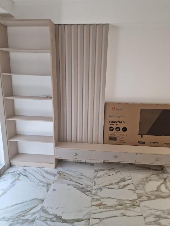 Super appartamento 1+1 in via Kavaja (vicino alla moschea) con parcheggio 2025