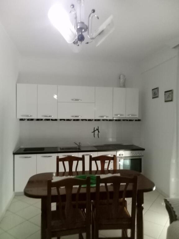 🏡 Appartamento 2+1 in Affitto – Astir, vicino al Bar Artistin