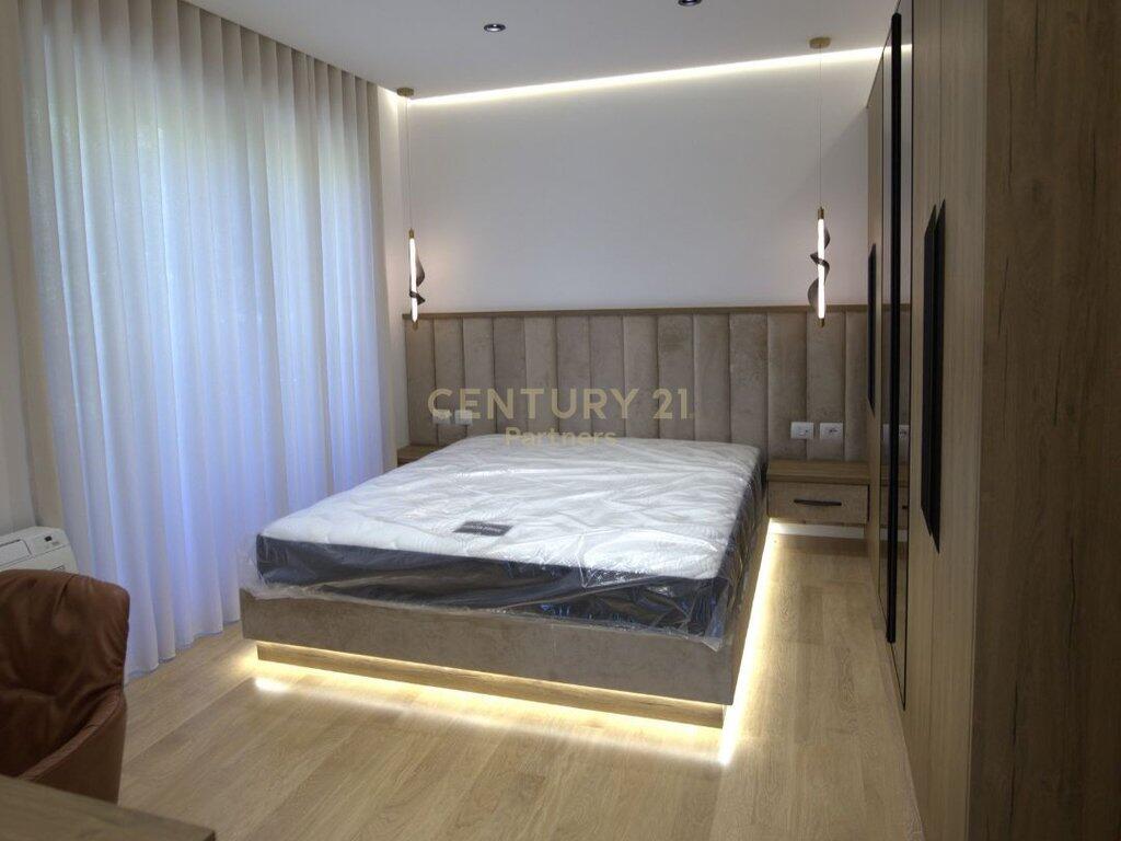 🌿 LUXURY VILLA FOR RENT IN PETRELË – PRIVACY &amp; COMFORT IN AN EXCEPTIONAL LOCATION