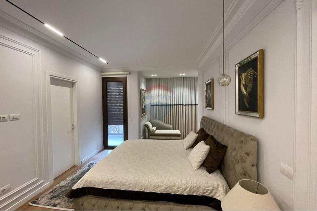 Apartment 2+1+2 for rent in Center !