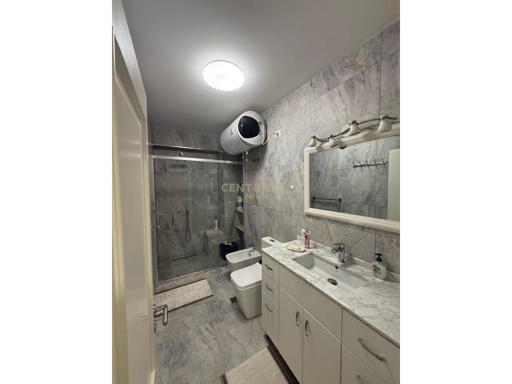  2-Bedroom Apartment for Sale – 2 Minutes from Skanderbeg Square!