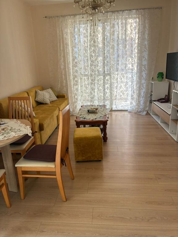 2+1 apartment for rent near Pazari i Ri (60,000 Leke)