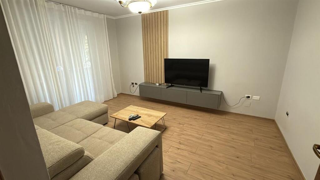 APPARTAMENTO IN AFFITTO 1+1 PIAZZA WILLSON 70.000 LEKE