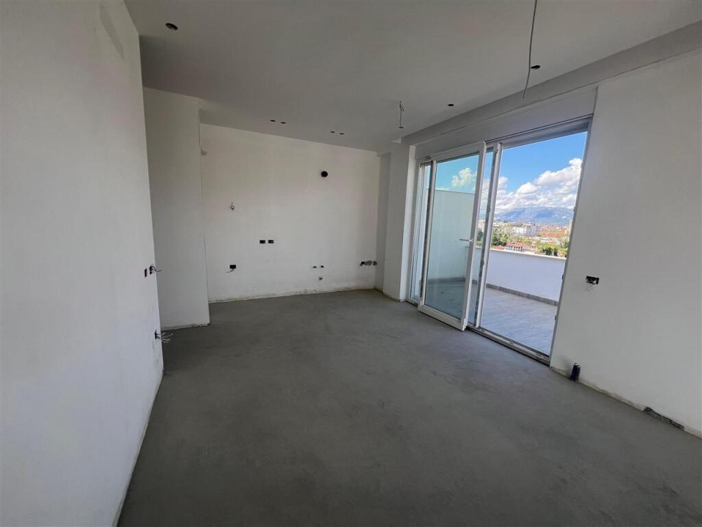 APPARTAMENTO 2+1+VERANDA IN VENDITA COMPLESSO TUDAS, ASTIR, TIRANA