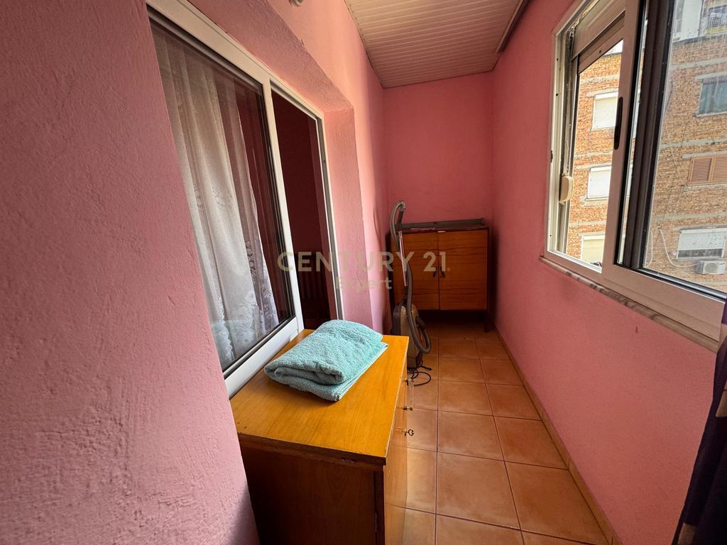 New Bazaar, Selling apartment 1+1!