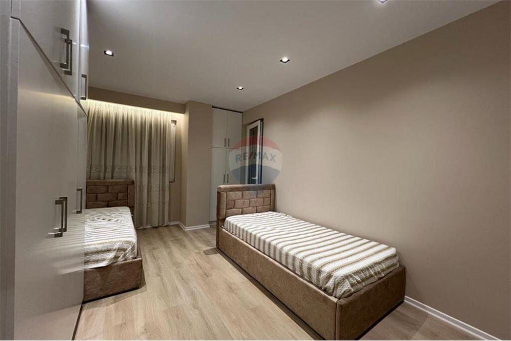 Appartamento 2+1+2 in affitto presso Grand Gallery   550 €