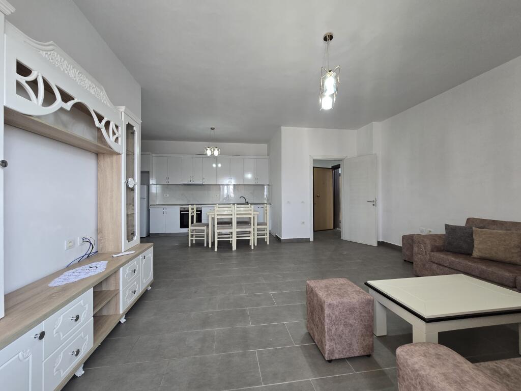 2+1 Apartment with Balcony for Sale in Ulliri in Kamez