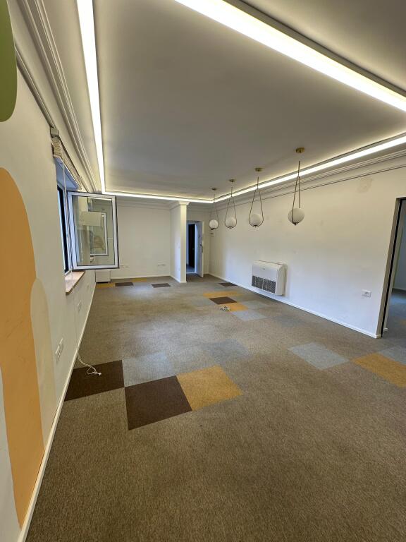Apartment for Offices for Rent – Durres Street, near the Embassies 💶 Price: 2,000 Euro/month