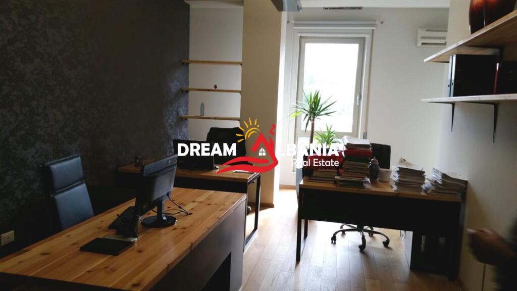 Ambient zyre me qera prane Gardes (ID 42611339)