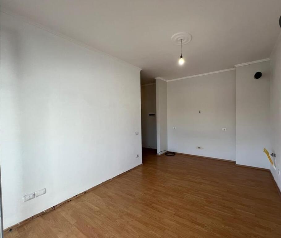 Apartment for Rent!! Location: Behind Olso at 21